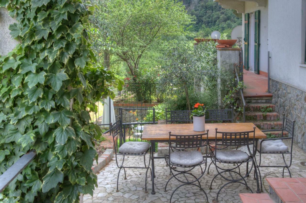 Appartamento in Villa a 5 KM dal mare Albisola Superiore Bagian luar foto